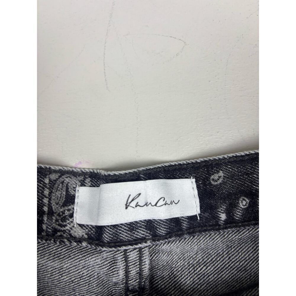 KanCan Whitney High Rise Shorts Size 3/25 Black Bandana Paisley Denim Cutoff - Picture 3 of 8